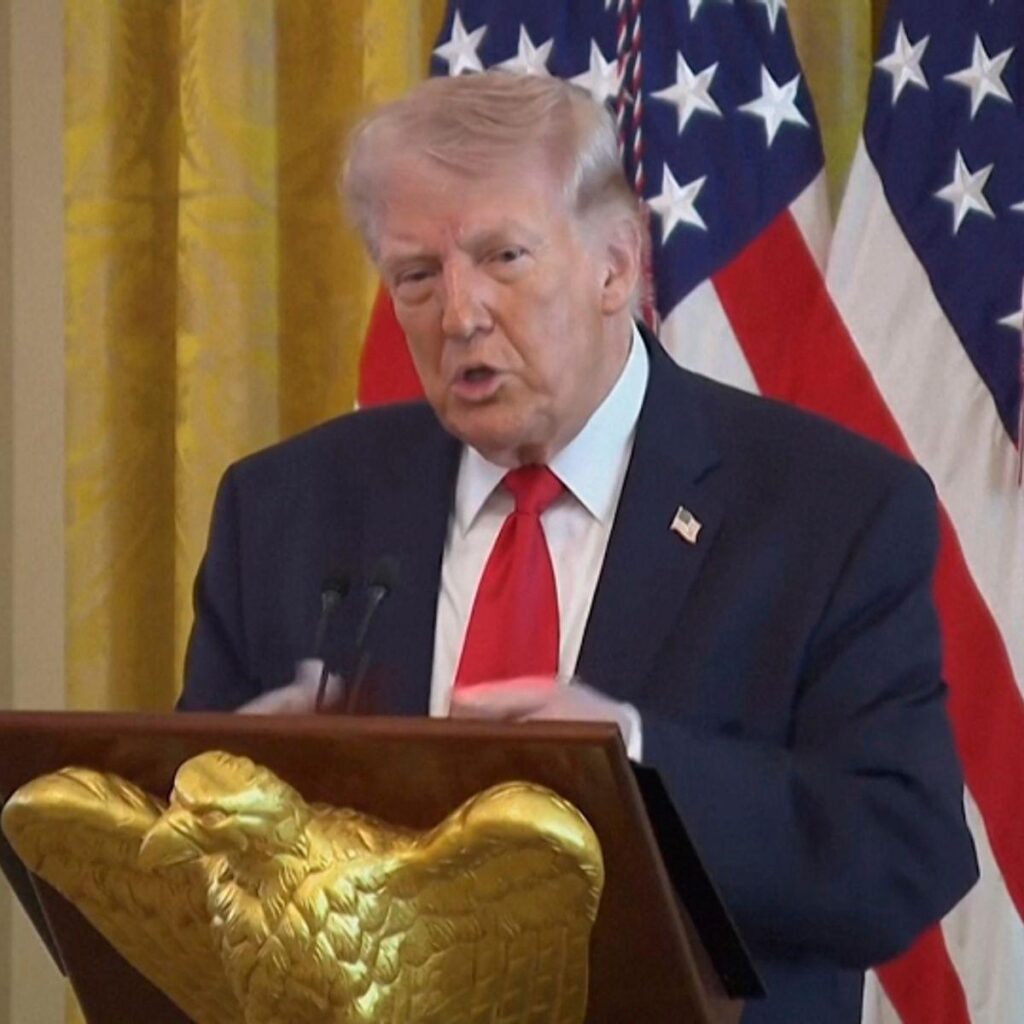 トランプ氏、ホルムズ海峡の安全確保で日本などを名指し「彼らにやらせろ」（字幕・2日）