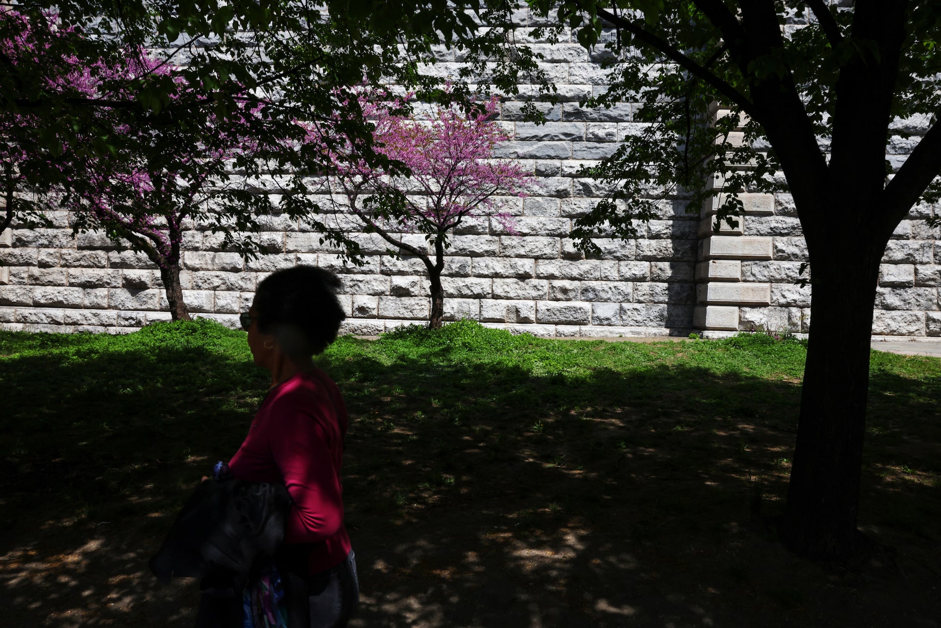 米ミシガン大消費者信頼感4月確報、約4年ぶり低水準　インフレ懸念反映