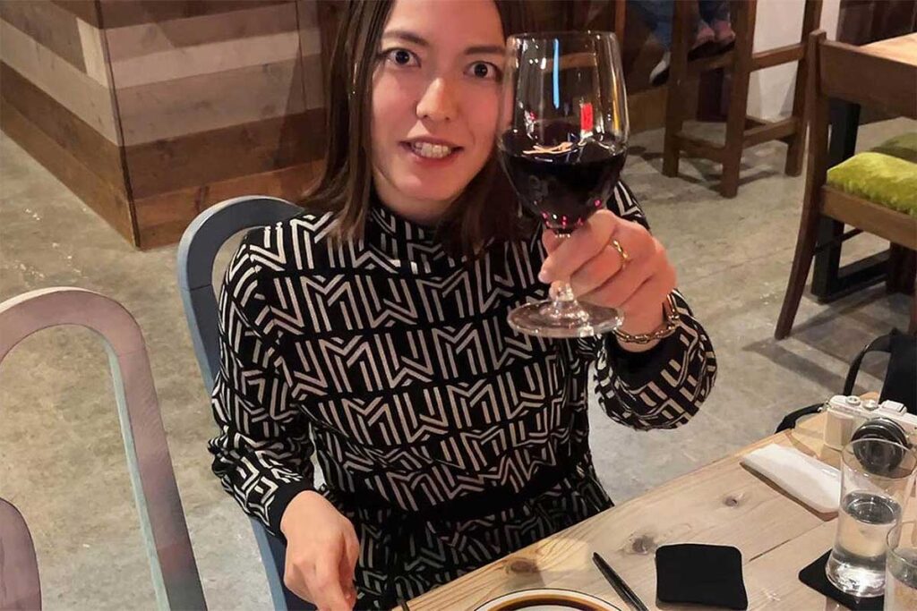 KOZAの夜はせんべろだけじゃない。気分はドイツ、そしてフランス！？Butcher Grill&Barでオトナ女子会。〜喜友名ひとみの酒場巡り〜（沖縄市）