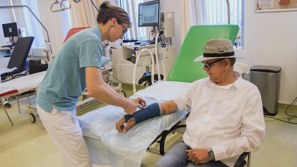 政府は免責金額を455ユーロに増額したいが支持はない