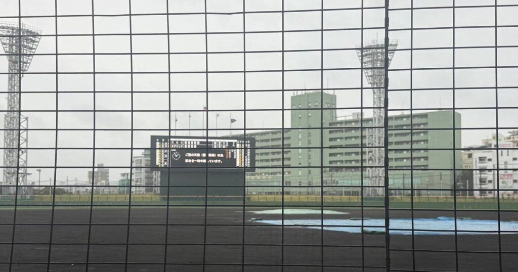 準決勝第2試合は継続試合に　沖縄県春季高校野球　決勝もスライド