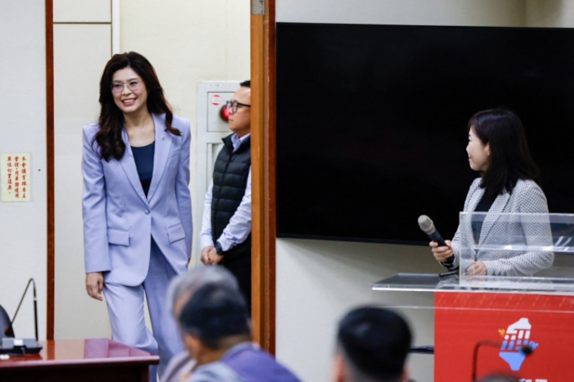 台湾国民党主席、南京で孫文の墓所訪問 中国との和解誓う