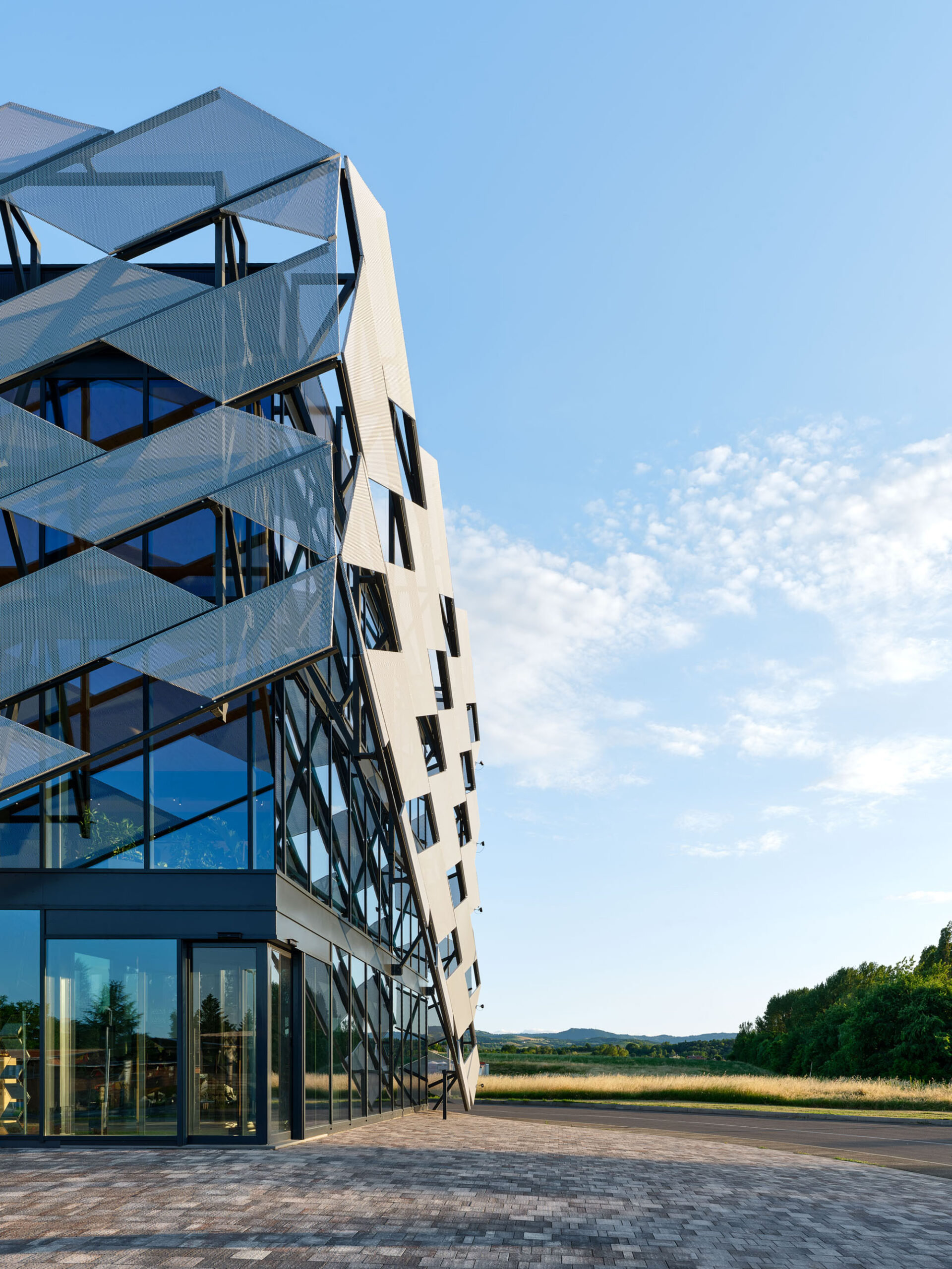 〈NUVOLA 75〉AMBIENTEVARIO