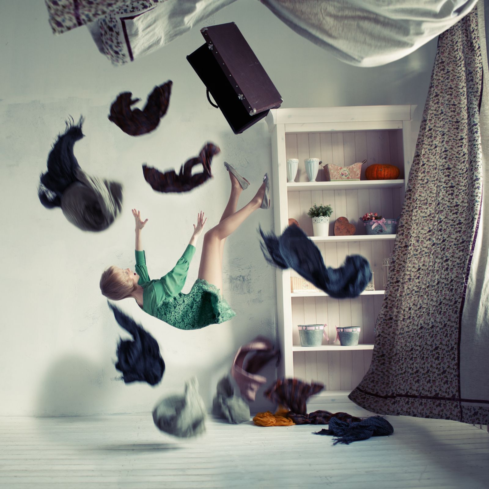 着るものがない　服