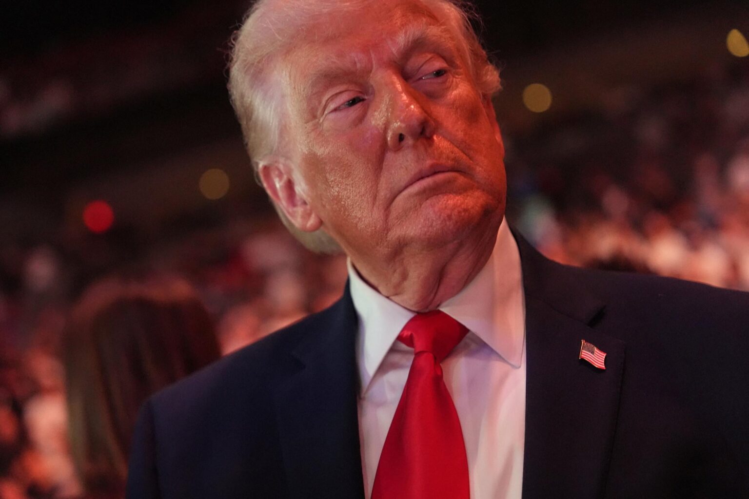 トランプ氏、キリストと並ぶ画像をまた投稿（ロイター） - Yahoo!ニュース