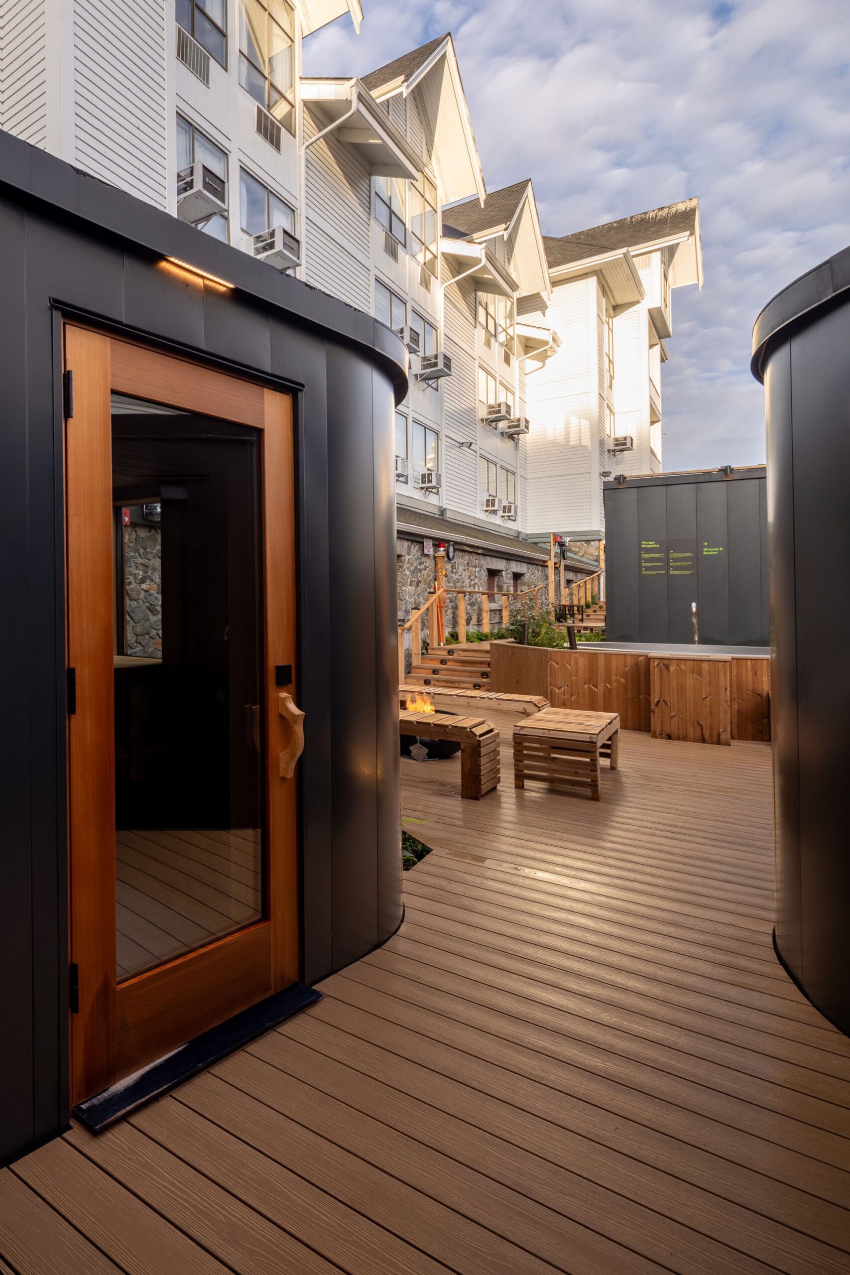 〈Aerth Saunas〉Hello Wood