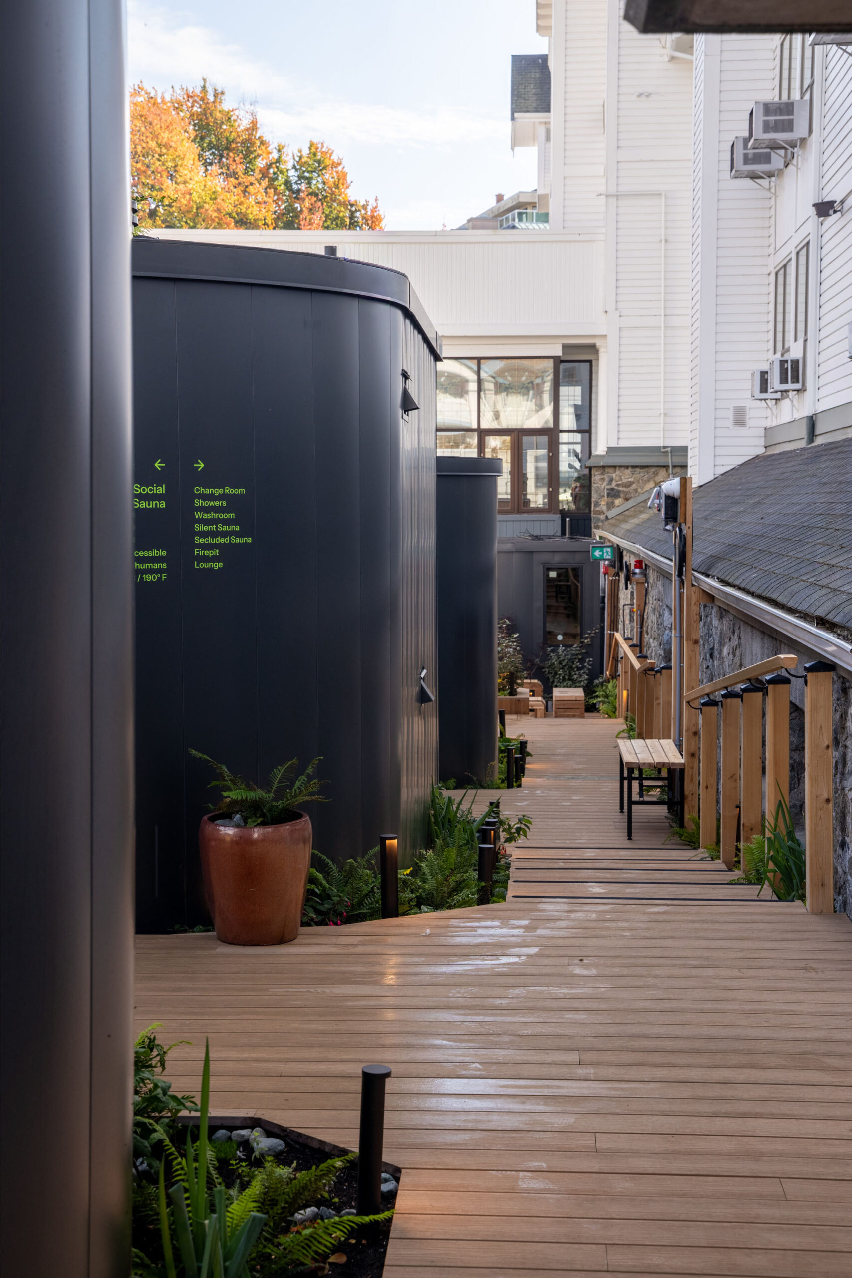 〈Aerth Saunas〉Hello Wood