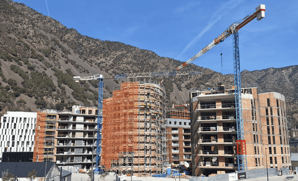 ネットワーク上の論争：「アンドラはアンドラ人によって建てられたものではない」