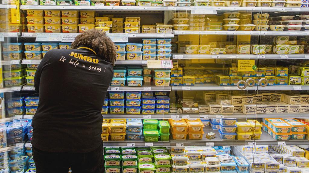 若者の最低賃金は上昇し、時給2ユーロ以上に