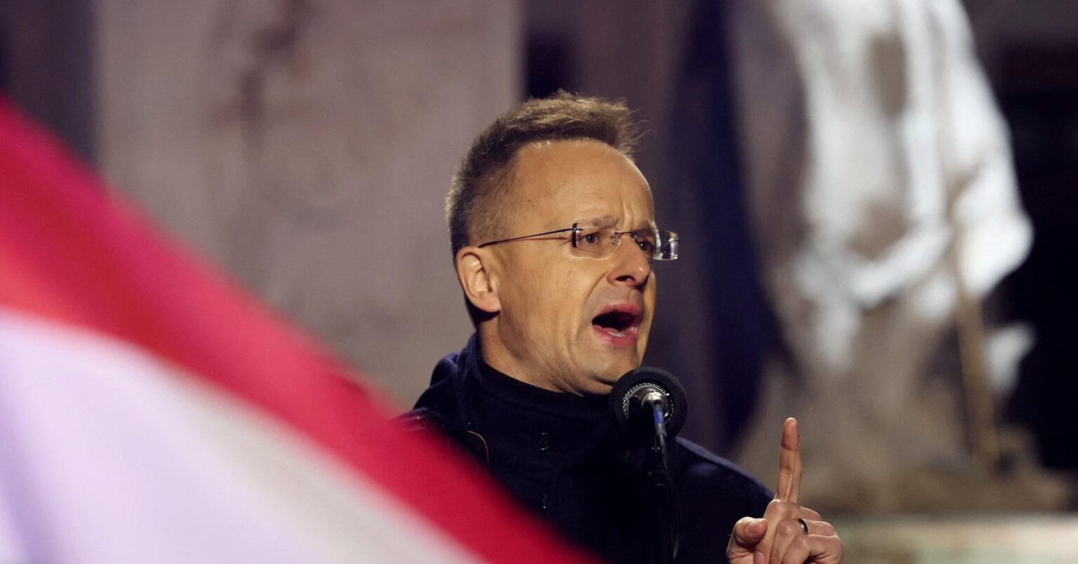 ハンガリー大臣、漏洩音声でロシアにEU文書を送ると提案