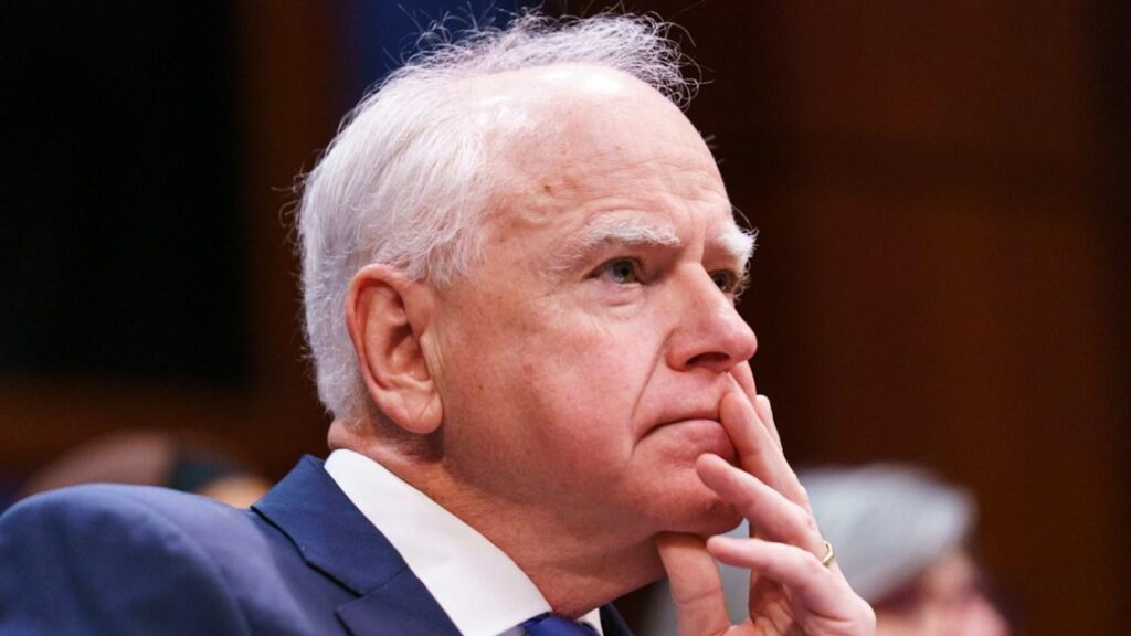 ウォルツ氏「次期民主党大統領は国民皆保険を受ける方法を考えたほうが良い」