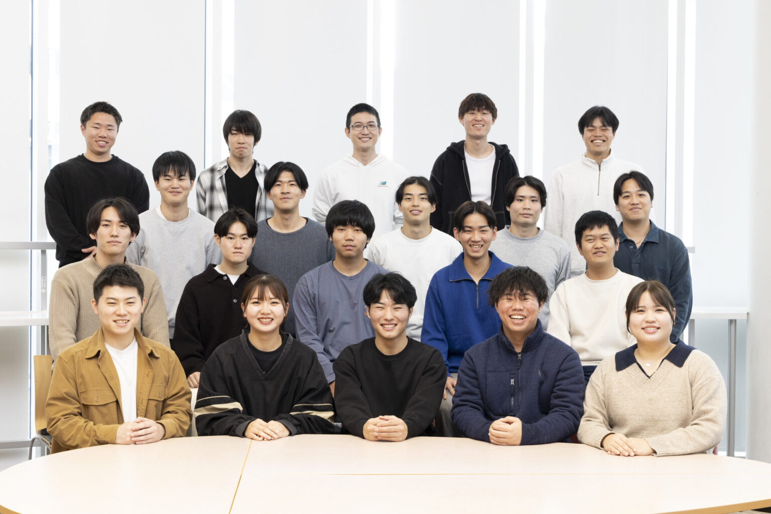 大阪経済法科大学から128名が公務員採用試験に合格 ― 国家一般職や国税専門官、大阪府警、自衛隊幹部候補生など幅広い職種で合格者多数 - 大学プレスセンター