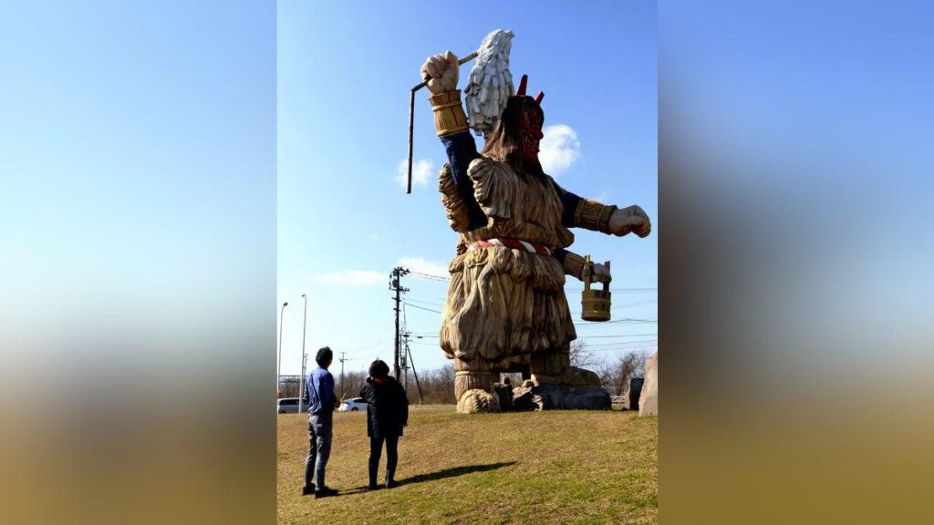 高さ１５メートルの巨大なまはげ立像、手にした神聖な道具「御幣」折れる…原因は不明 秋田県男鹿市