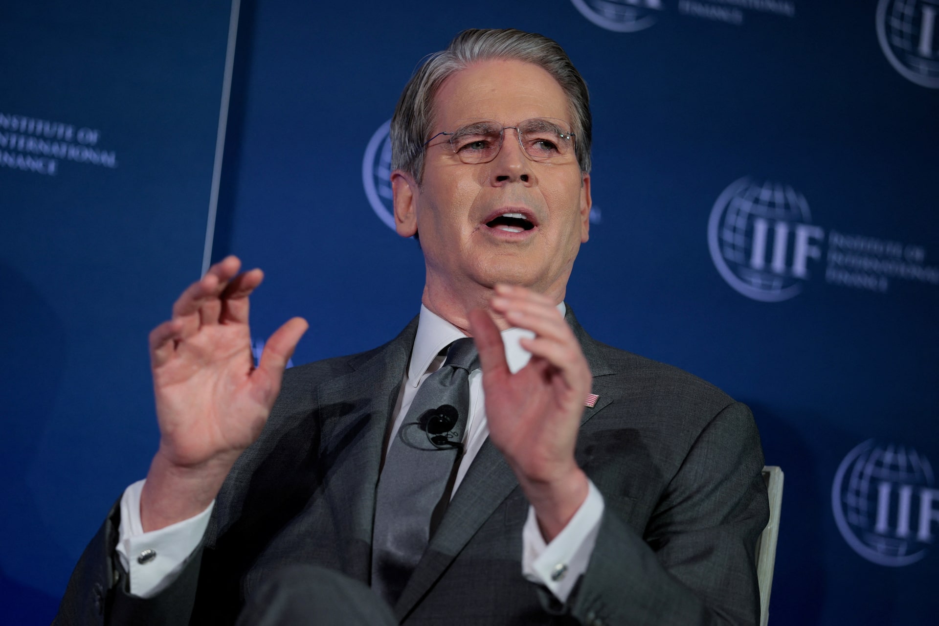 中国は「信頼できないパートナー」、戦時下の石油買い占めで＝米財務長官