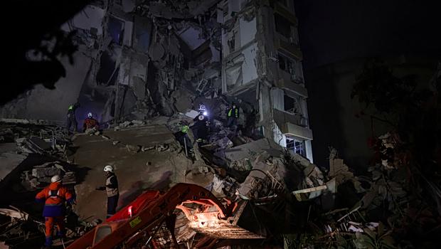 「レバノンの大虐殺」－イスラエルの攻撃で２５０人以上が死亡 [ως απάντηση στο χτύπημα αυτό το Ιράν ξαναεκλεισε τα στενά του Ορμούζ]