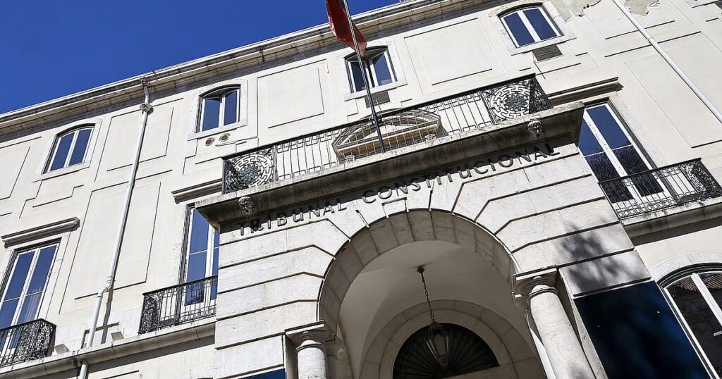 透明性団体は2024年から2025年の間に政治家の発言の10％しか監視していなかったことが新聞社パブリックリコで明らかに