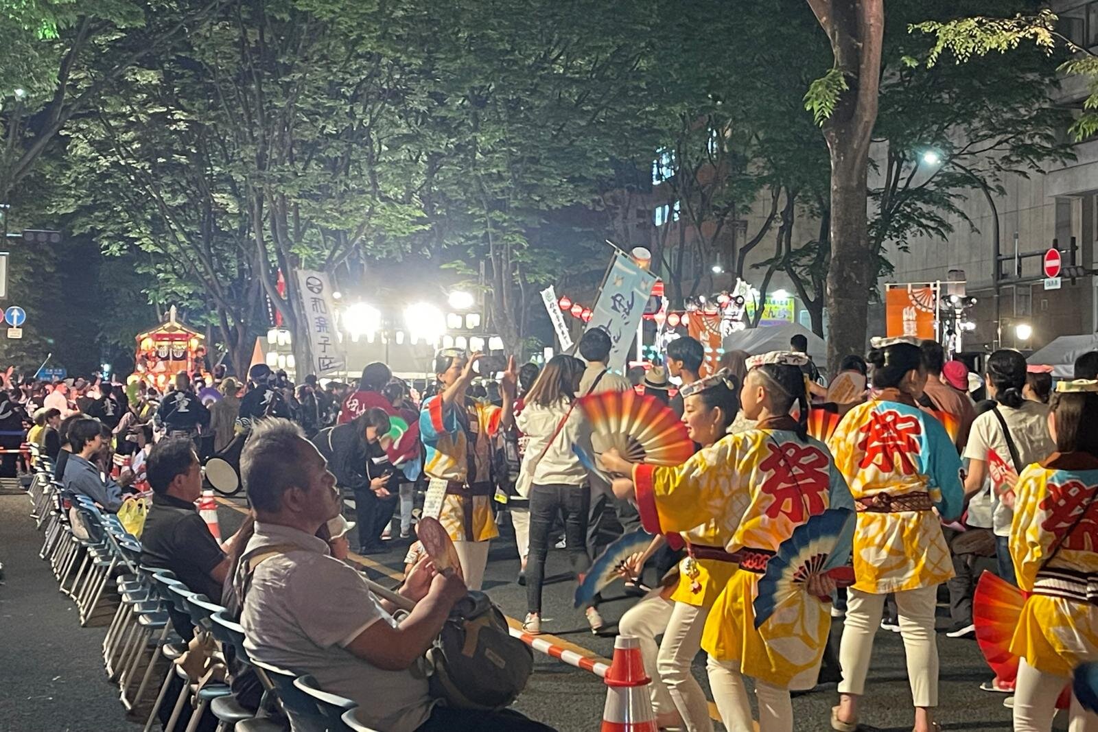 宮城「仙台・青葉まつり」扇を使った“すずめ踊り”や甲冑で練り歩く武者行列など｜写真9