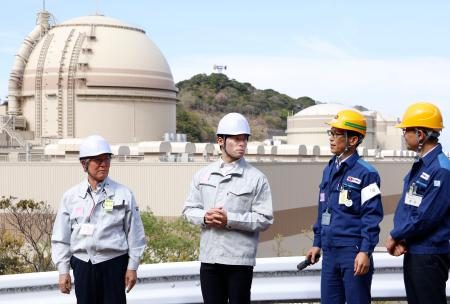 福井知事が高浜・大飯原発を視察　１月就任後初、町長とも面談