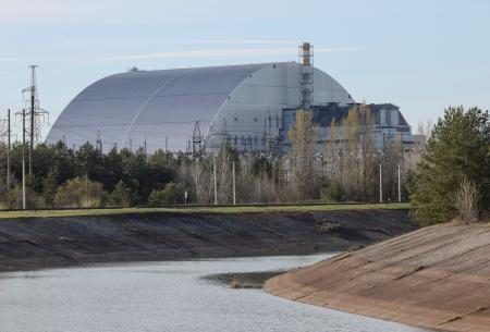 ロシアに核施設攻撃停止を要求　ＥＵ、原発事故４０年で声明