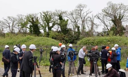 緊急銃猟でクマ駆除、富山市　襲われ４０代女性けが
