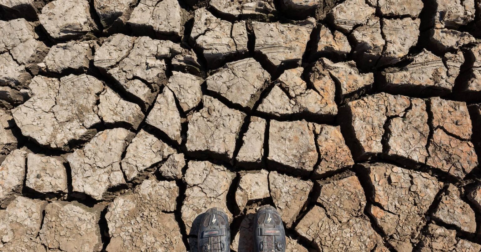 アルガルヴェの淡水化プラントの工事はすでに始まっている：大臣はそれが「最終段階の」解決策になるだろうと言う