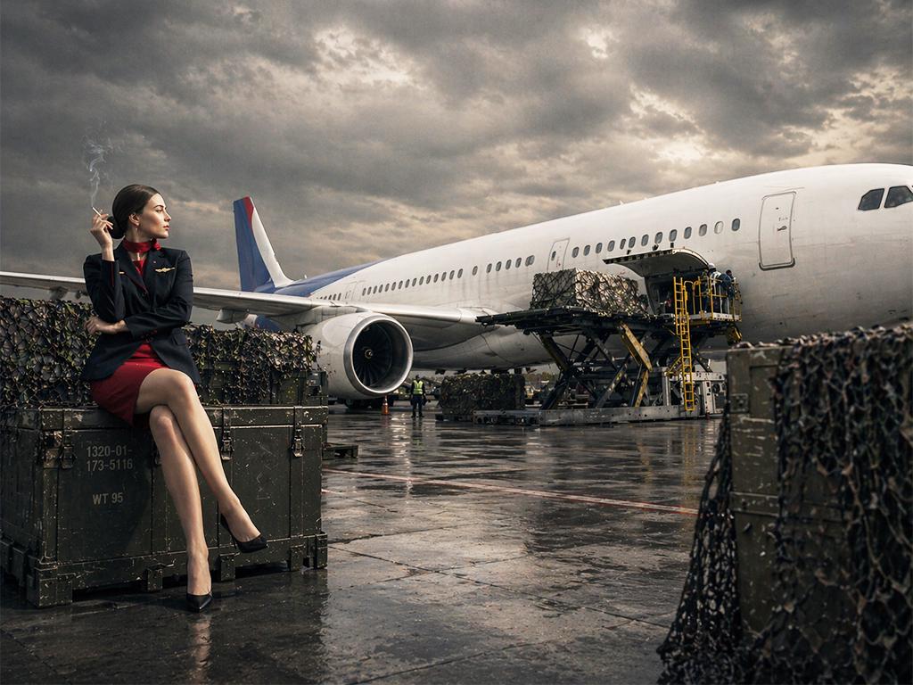 ロシアの影の空輸：クレムリンがいかにして民間航空を武器化したか