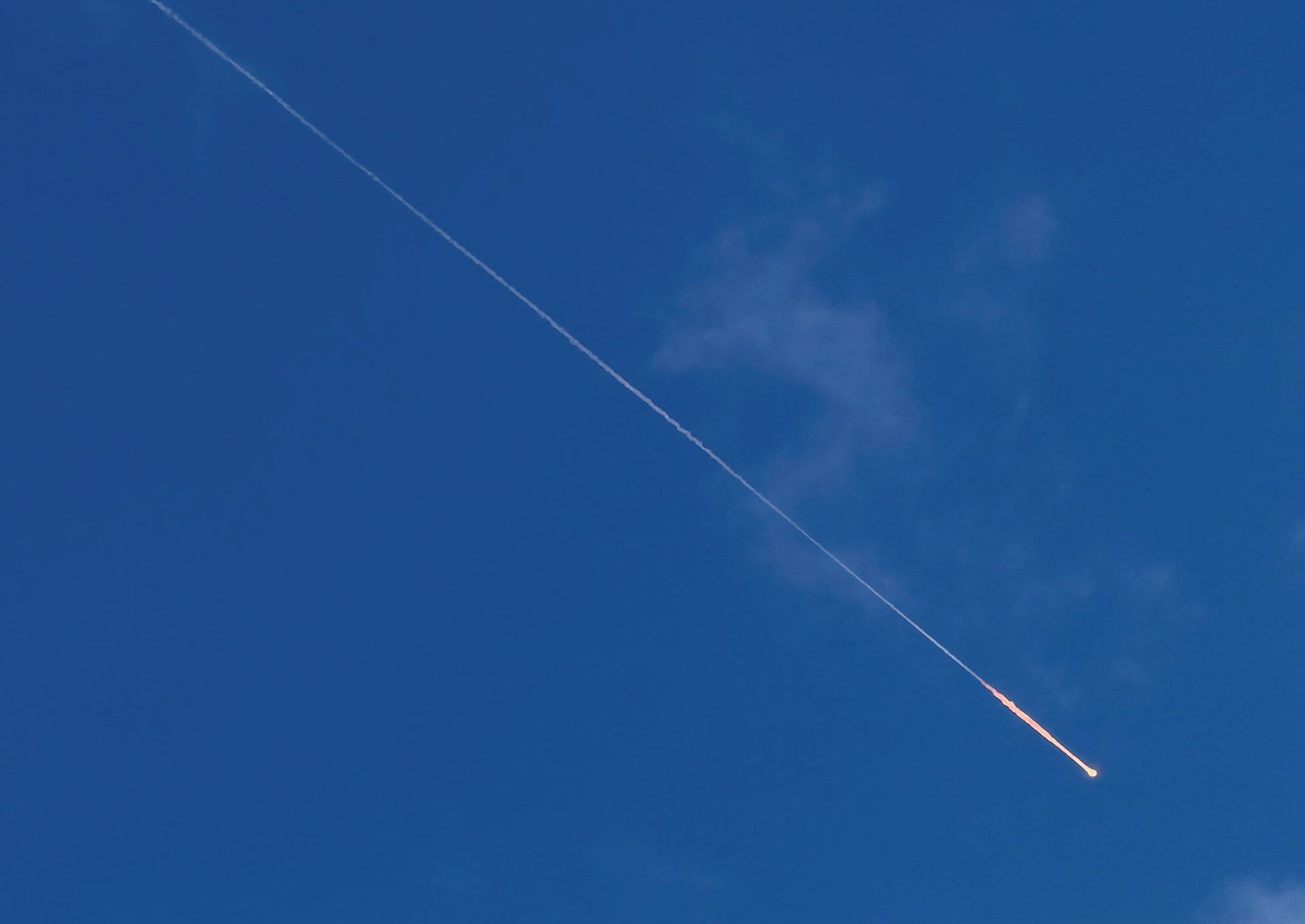 イラン高官「圧力下の降伏拒否」、バベルマンデブ海峡封鎖を警告