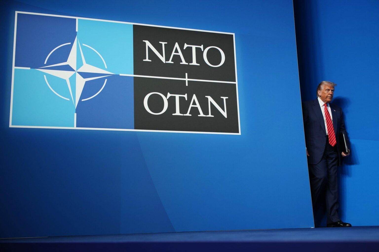 トランプ大統領はイランの姿勢を理由にNATO加盟国を追放できないと同盟関係者が語る