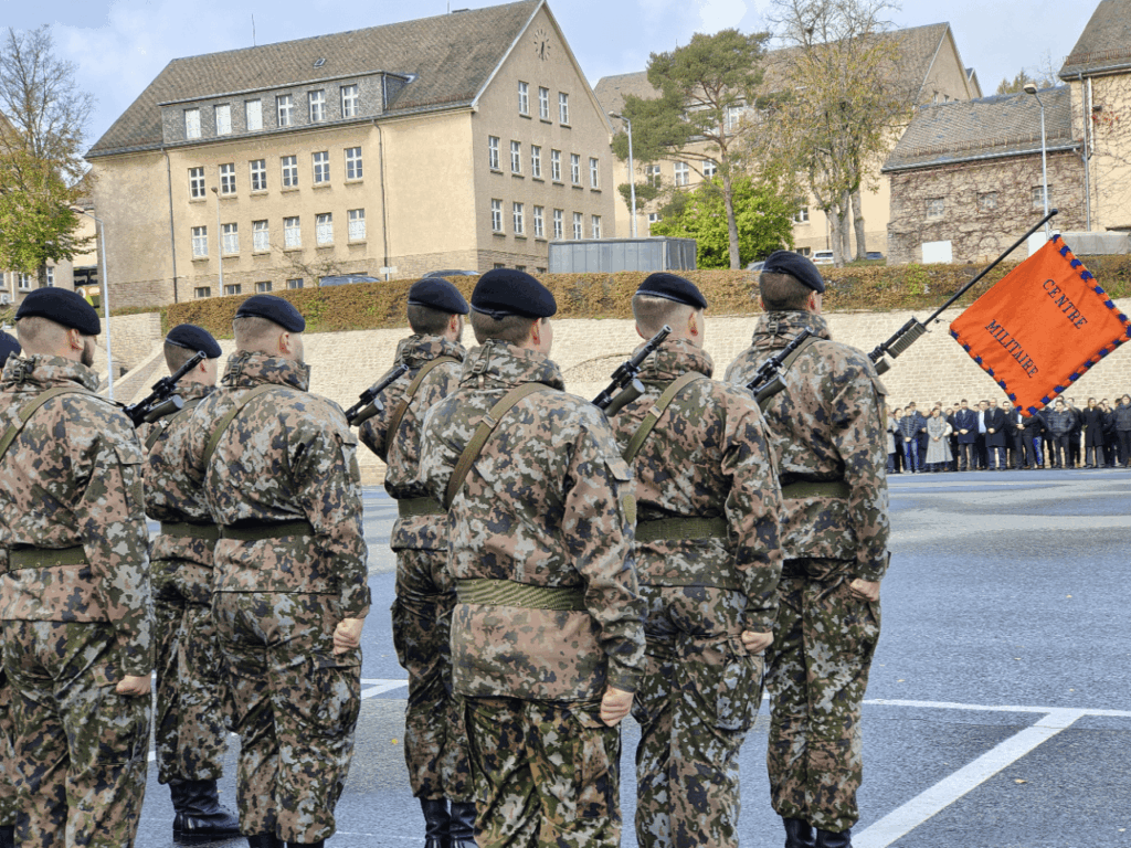 純粋に技術的な手順：ソーシャルメディアの懸念を受けて陸軍がMyGuichetのデータアクセスに関する声明を発表