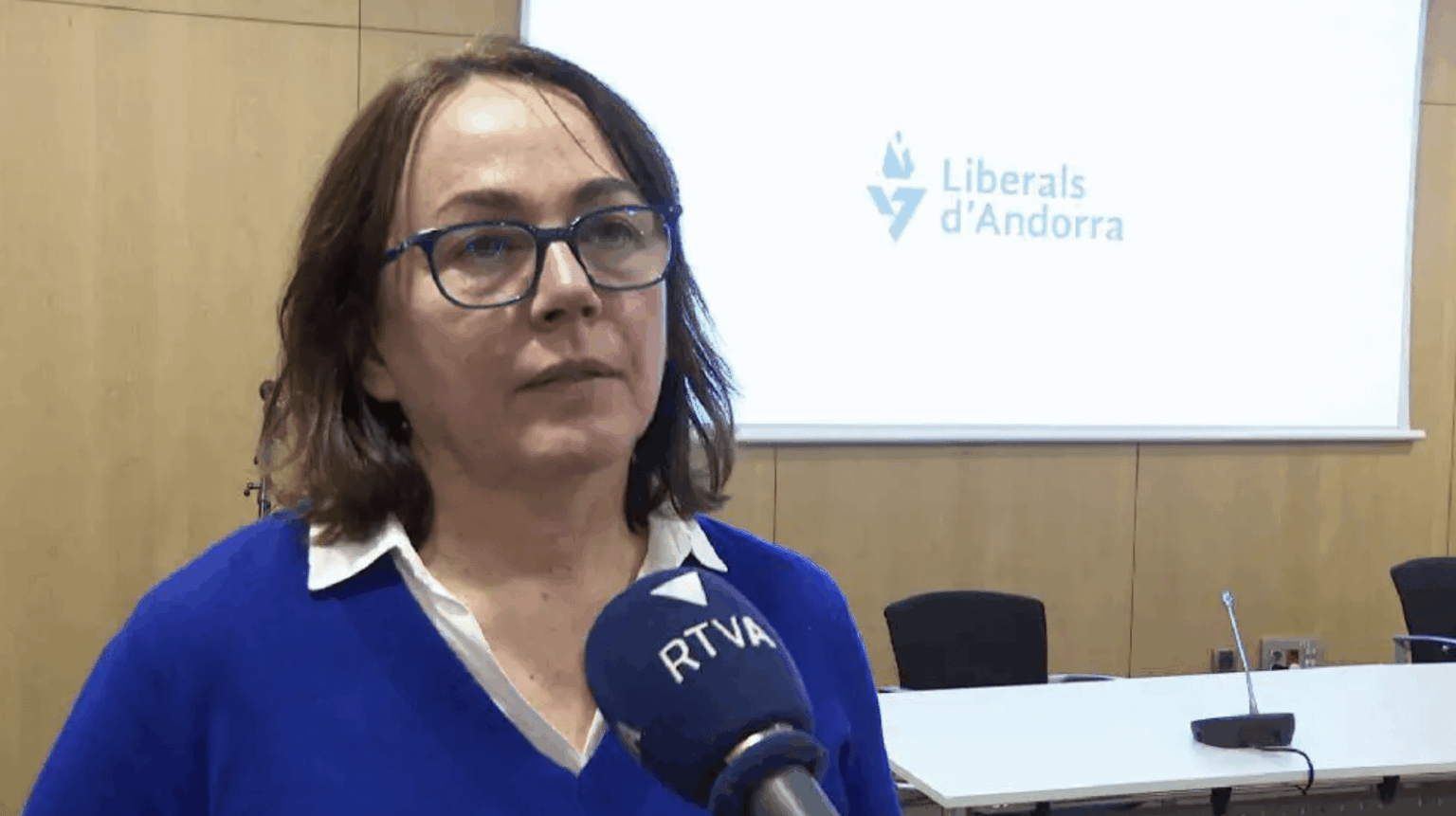 自由党の大統領、中絶に反対