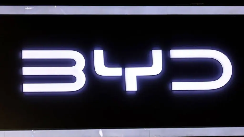 BYDの高級ブランドDenzaが欧州進出、ポルシェ専門家を引き抜き