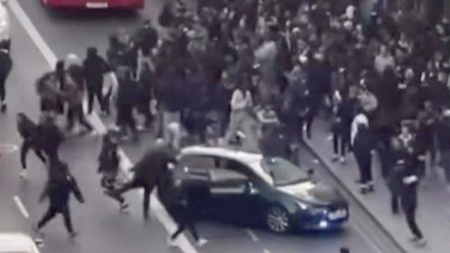 M&Sの責任者が犯罪の悪化について厳しい警告を発する