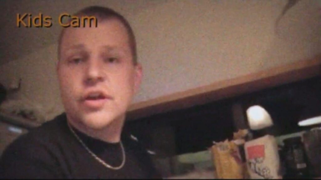 小児性愛者教育者が何度も告発 - 24年経ってやっと訴えを止められた