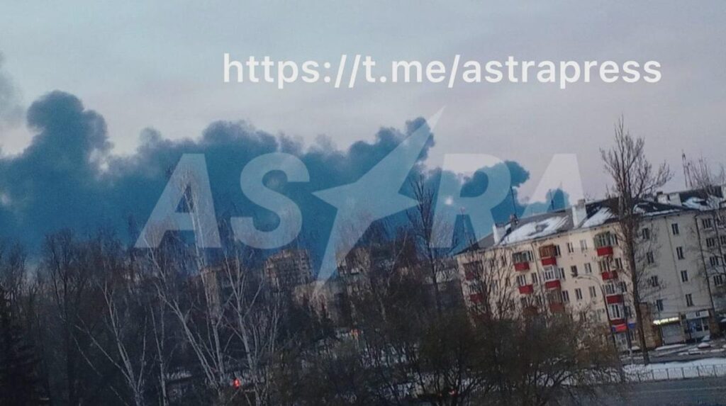 4月23日夜、ドローン攻撃の結果、ロシアのニジニ・ノヴゴロド地域にある「ゴーリキー」石油ポンプ場とサマラ地域の石油化学工場で火災が発生した。