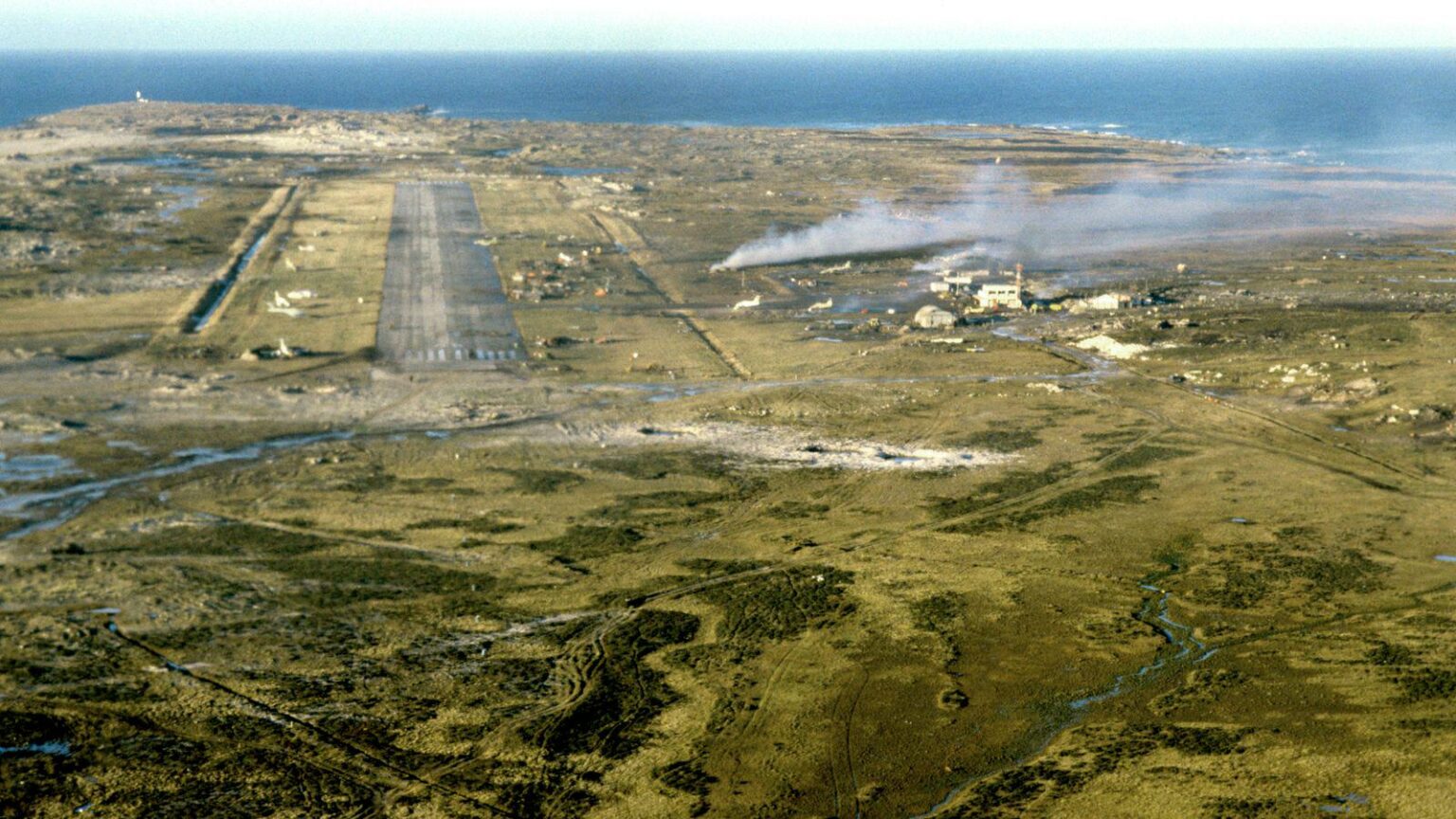 米国、戦争姿勢をめぐり「フォークランド諸島に対する英国の主張の見直しを検討」