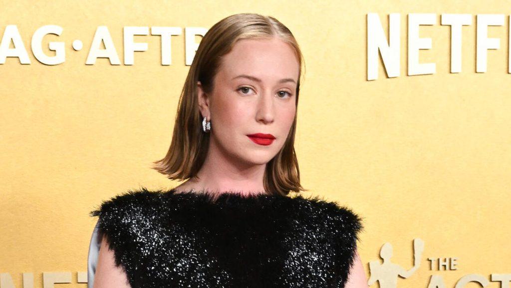 ハンナ・アインビンダー、AIクリエイターを「敗者」と非難：「彼らはアーティストではない」