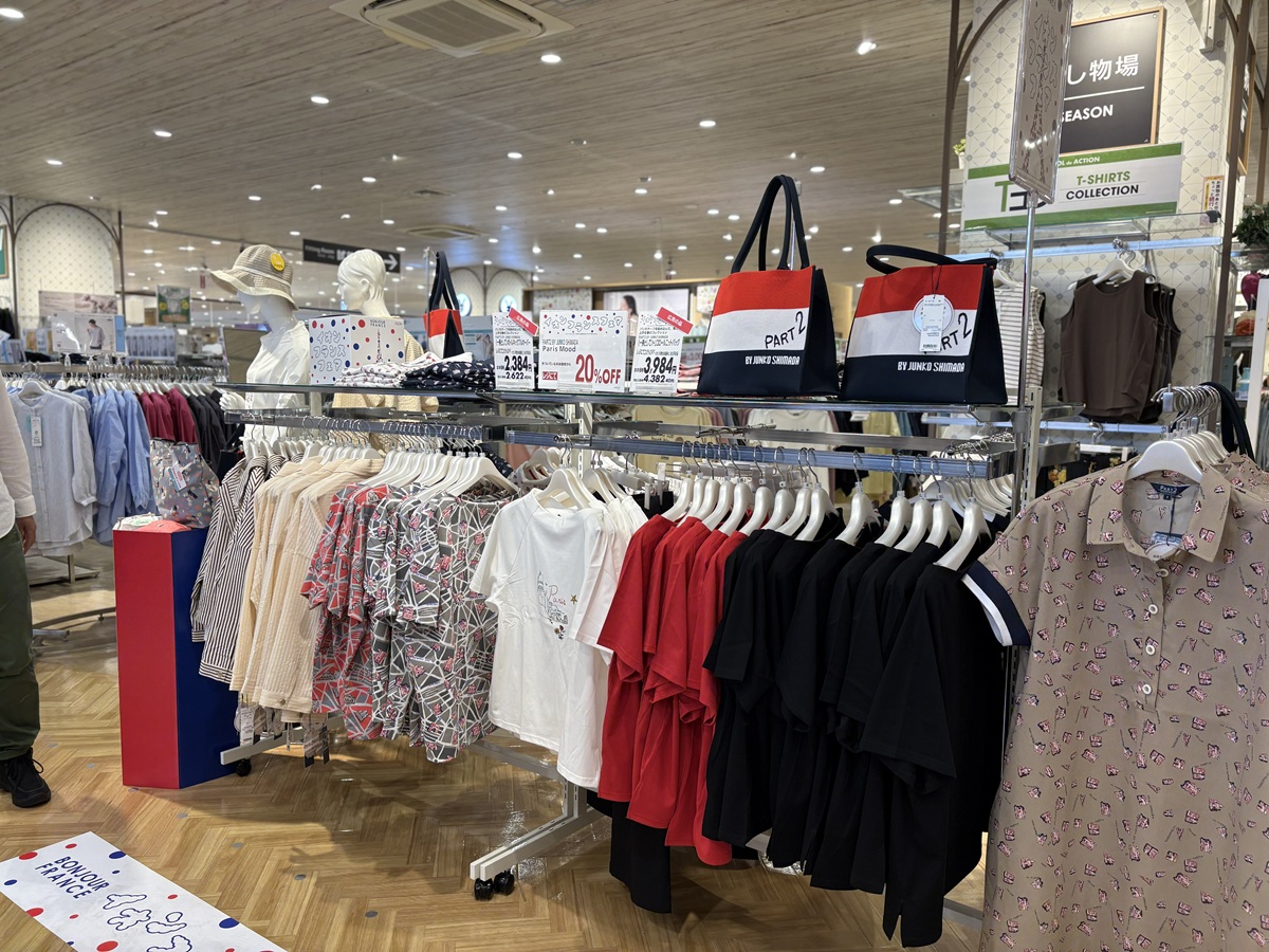 フランスフェア限定のアパレル商品