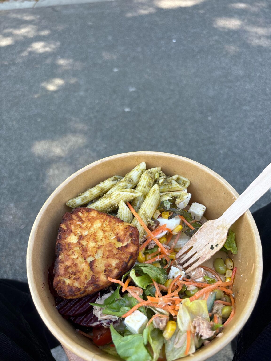 REWEはサラダバーの価格を17ユーロに値上げしました🤦‍♂️