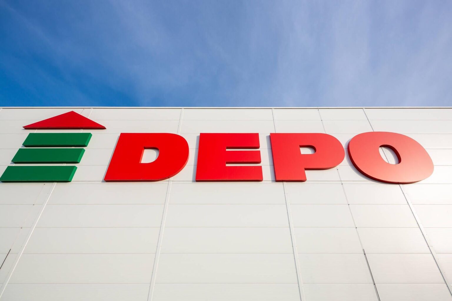 デポで働いている人はいますか?