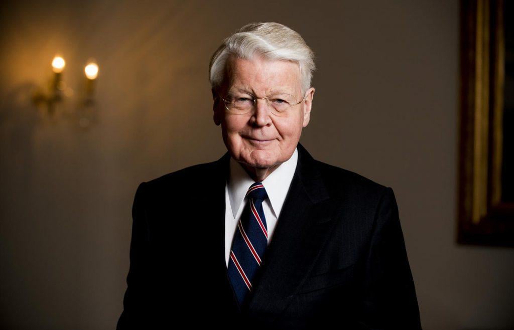 オラフ・ラグナルはEUを嫌っていると述べ、その考えられる理由を挙げる - DV