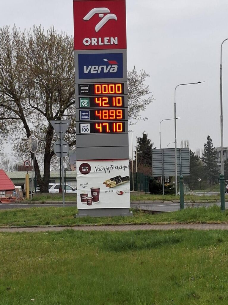 バビシュの場合、ディーゼルは無料です！