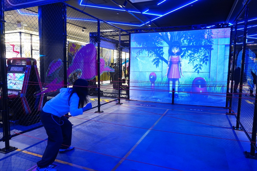 「CAPCOMIX」内のゲーム「だるまさんがころんだ」（Lmaga.jp撮影）