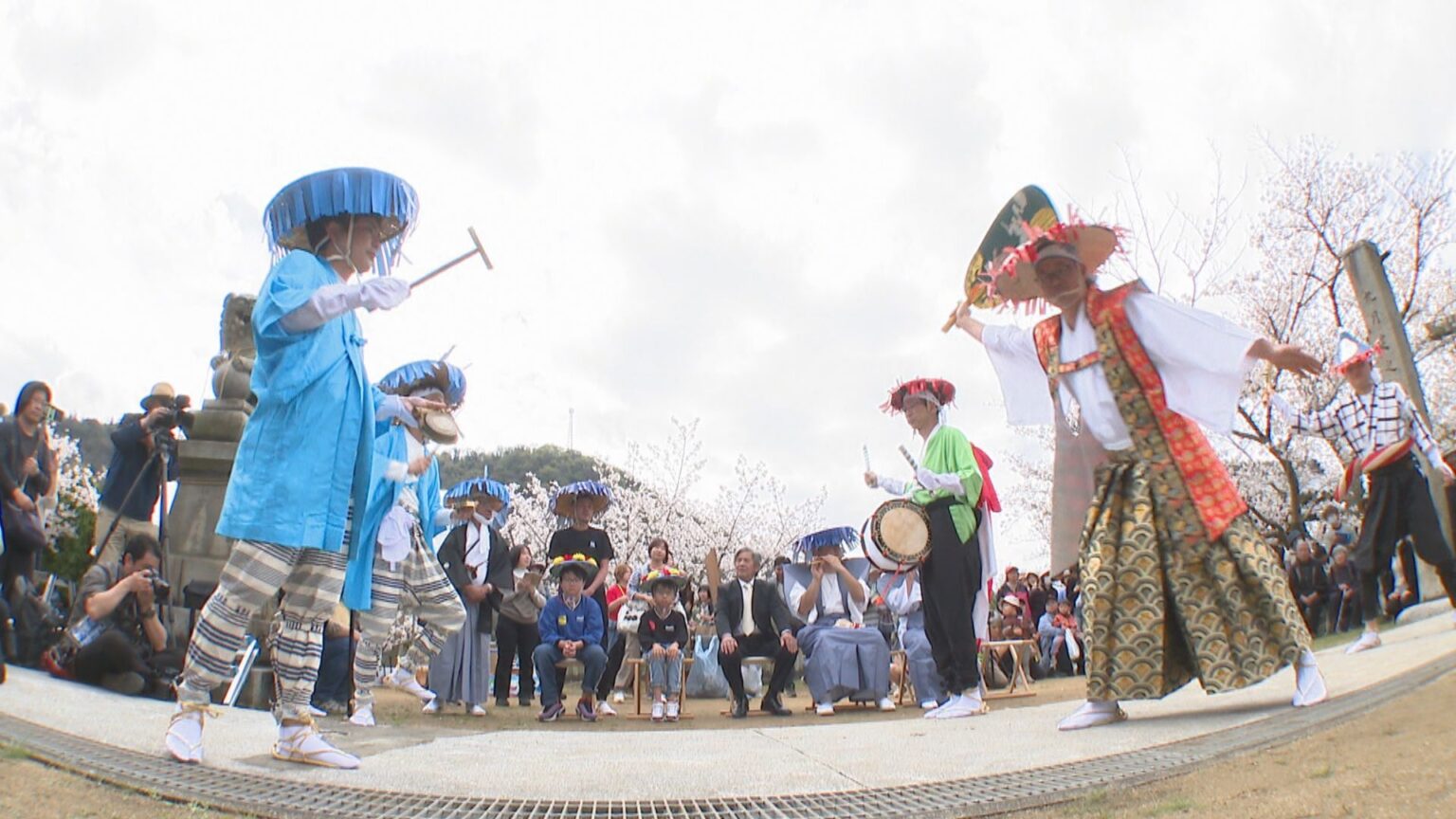 香川県の無形民俗文化財「北条念仏踊」が奉納される 香川・坂出市 | KSBニュース | KSB瀬戸内海放送 香川県の無形民俗文化財「北条念仏踊」が奉納される 香川・坂出市 | KSBニュース | KSB瀬戸内海放送