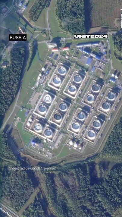 衛星写真には、ウクライナ攻撃後のロシアの沿海州とウスチルーガの港が写っている