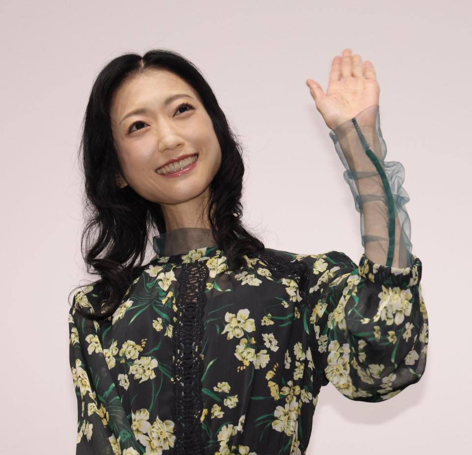 壇蜜４５歳 美貌とトークは健在「ごきげんよう、壇蜜です」 映画「旅立ちのラストダンス」トークショーでおちゃめに「香港の線香はめっちゃ太い」 - デイリースポーツ