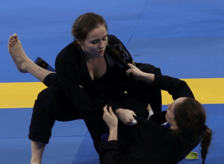 Gストリングコスト、デンマークのECメダリスト決勝勝利：「奇妙でかなり滑稽な状況」 - カサンドラ・ジェペセンはミラノでの決勝戦まで圧倒的な強さを誇ったが、彼女が想像もしていなかった理由でトーナメントから退場することになった。