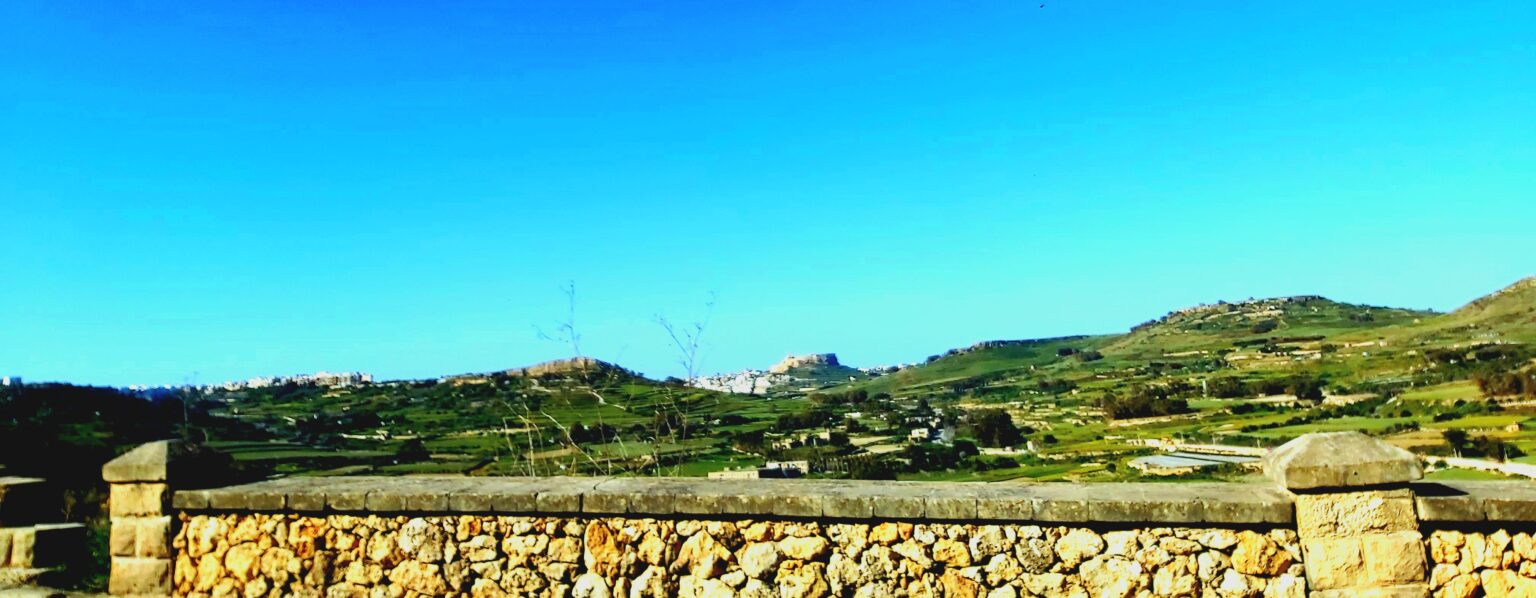 こんにちはマルタ、素晴らしい午後をお過ごしください:)