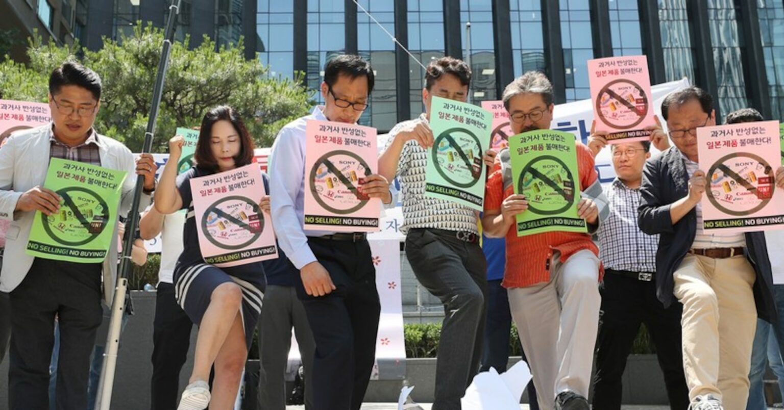 Calls for boycott of Japan grow in South Korea as diplomatic row simmers