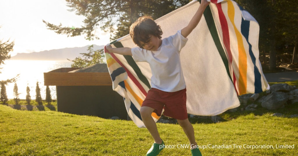 Canadian Tire、カナダの象徴Hudson’s Bay Stripes初のフルコレクションを発表 - LifeVancouver カナダ・バンクーバー現地情報
