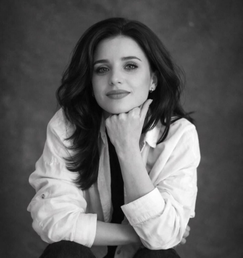 ヴィクトリア・'クヴィトカ'・ボブロワは、ウクライナ軍の第10独立山岳突撃旅団「エーデルワイス」の通信部門の士官であったが、2026年4月24日に戦死した。